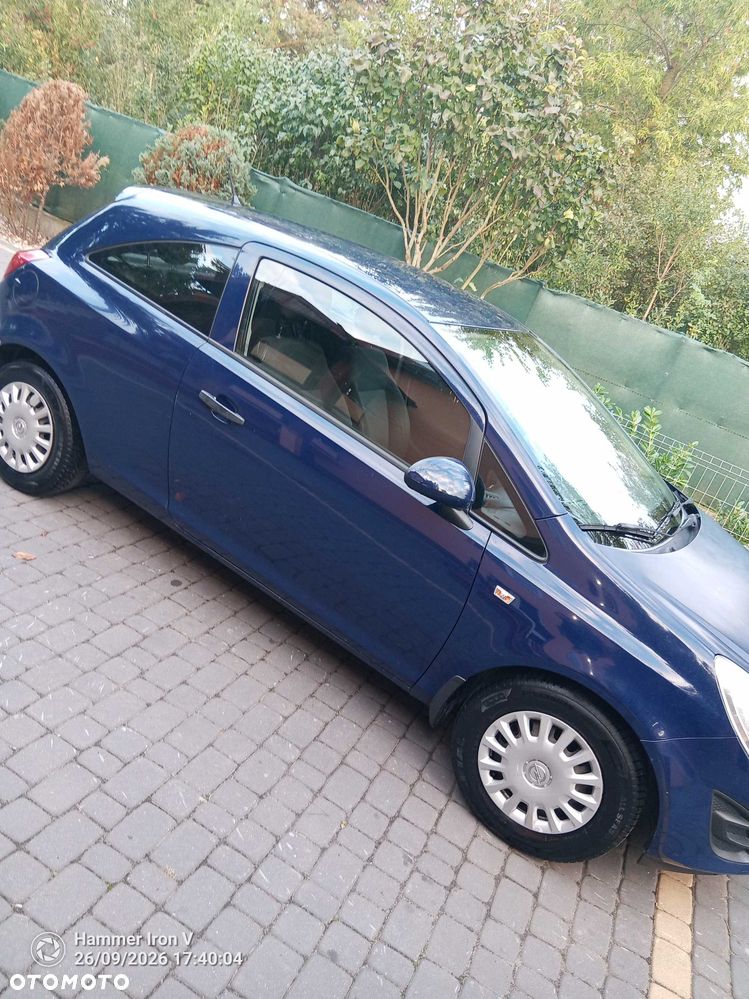 Opel Corsa - 1