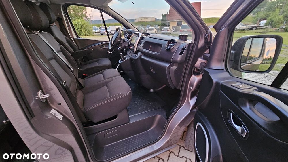 Renault Trafic - 13