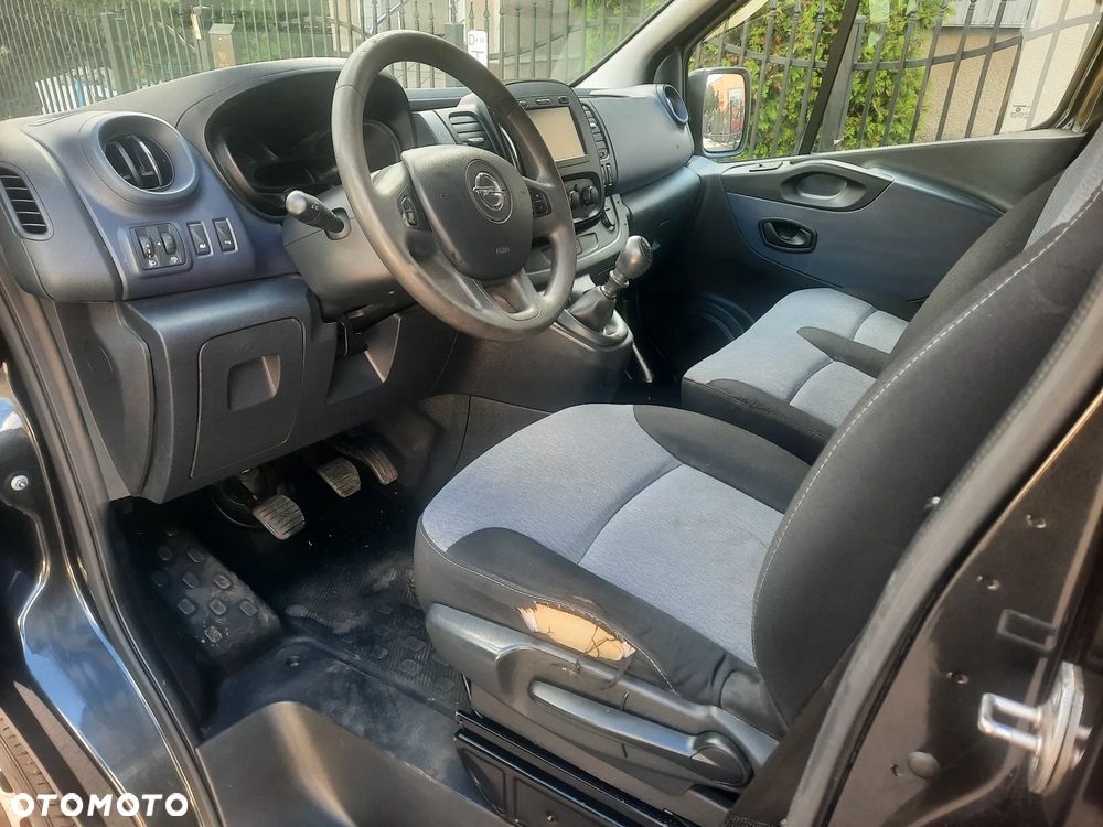 Opel Vivaro - 15