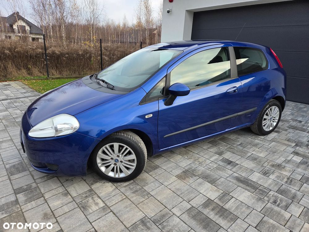 Fiat Grande Punto 1.4 8V Racing - 1