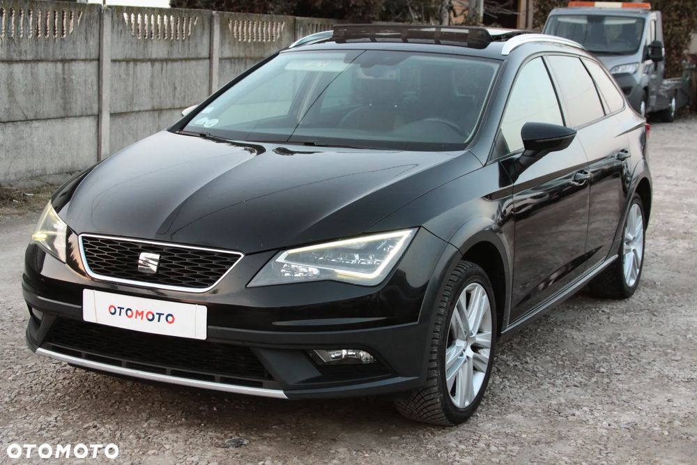 Seat Leon Sportstourer 2.0 TDI Start&Stop 4Drive DSG X-Perience - 6