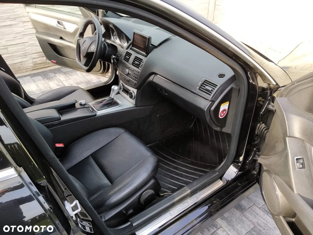 Mercedes-Benz Klasa C 350 CDI DPF 7G-TRONIC BlueEFFICIENCY SPORT EDITION - 7