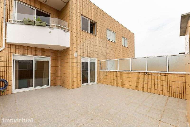 Apartamento T2 à venda em Vila Nova de Gaia (S.Felix da Marinha) - Grande imagem: 2/8