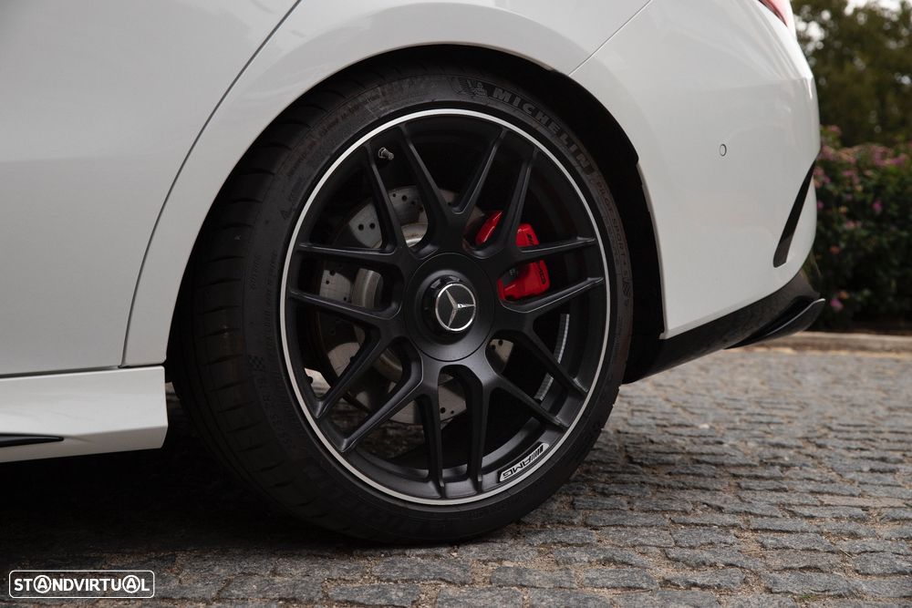 Mercedes-Benz CLA 45 AMG S Shooting Brake 4Matic+ - 15