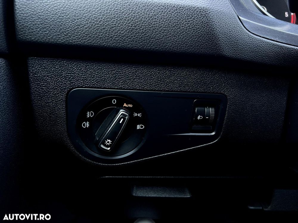 Volkswagen Tiguan - 19