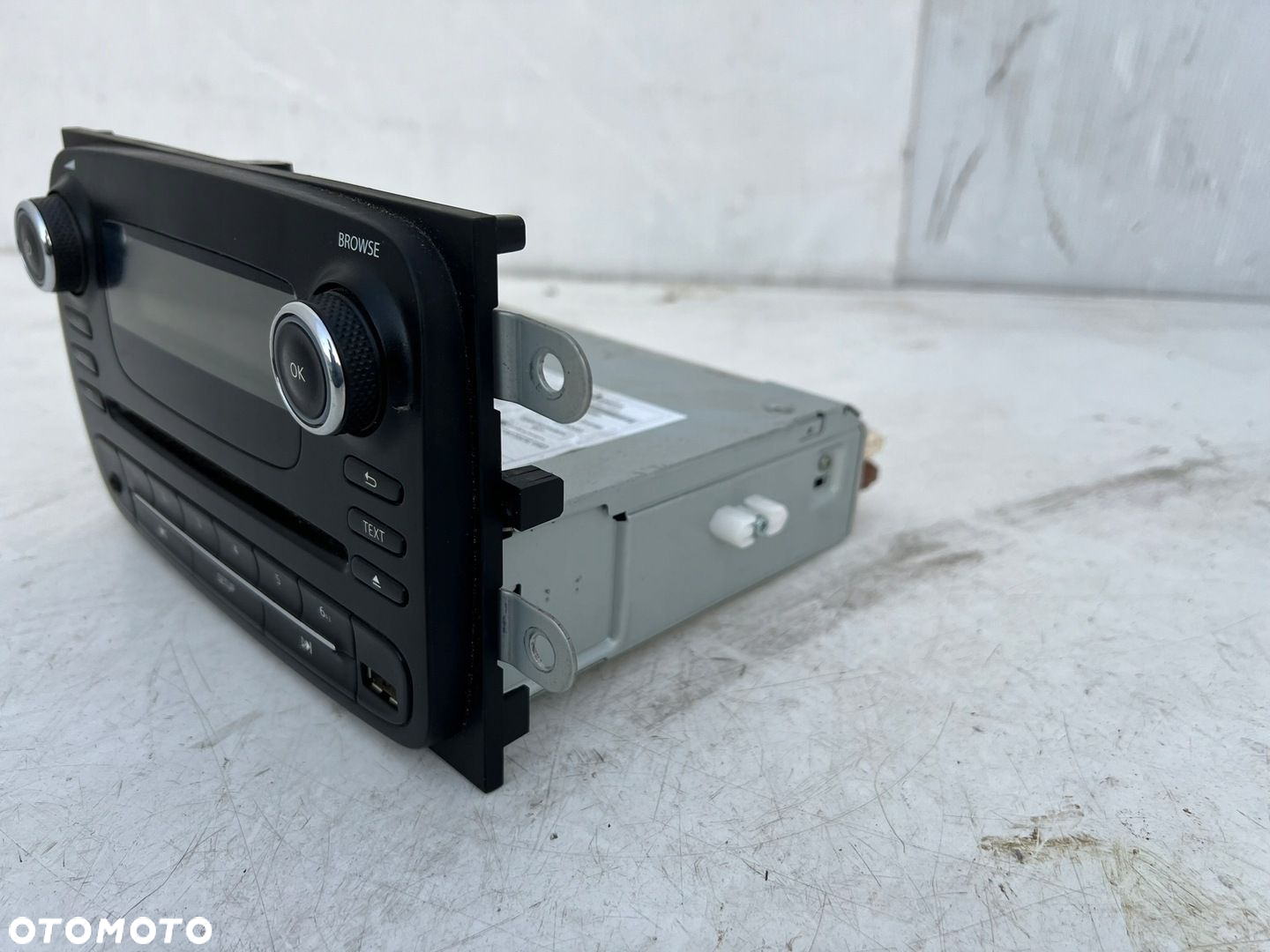 OPEL VIVARO B RADIO 281152953R - 4