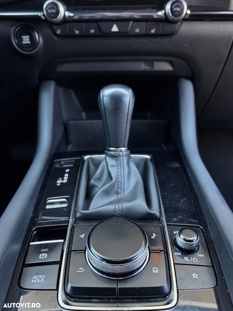 Mazda 3 SKYACTIV-G 2.0 M-Hybrid DRIVE SELECTION - 15