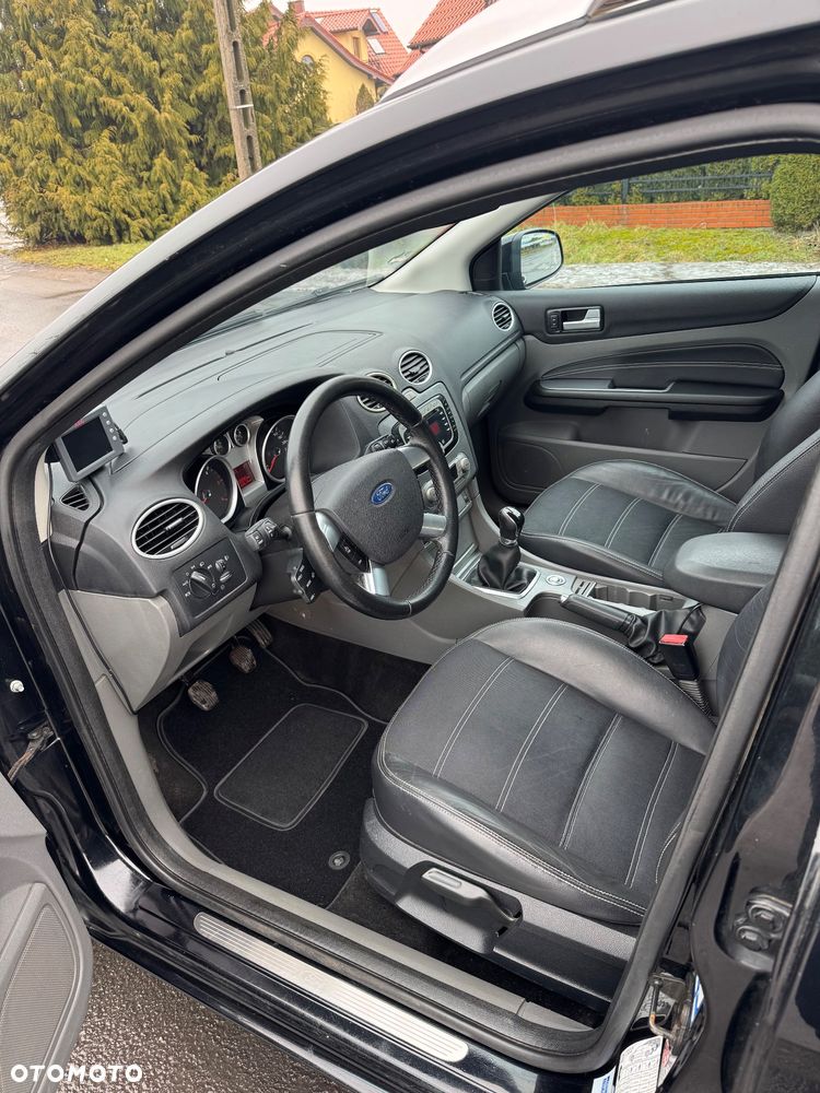 Ford Focus 1.6 TDCi DPF Titanium - 13