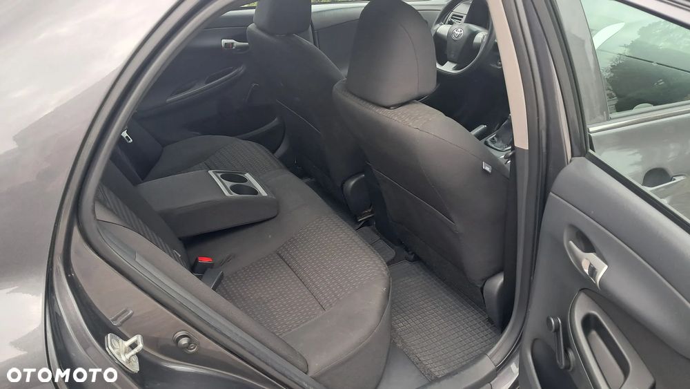 Toyota Corolla 1.6 Luna - 11