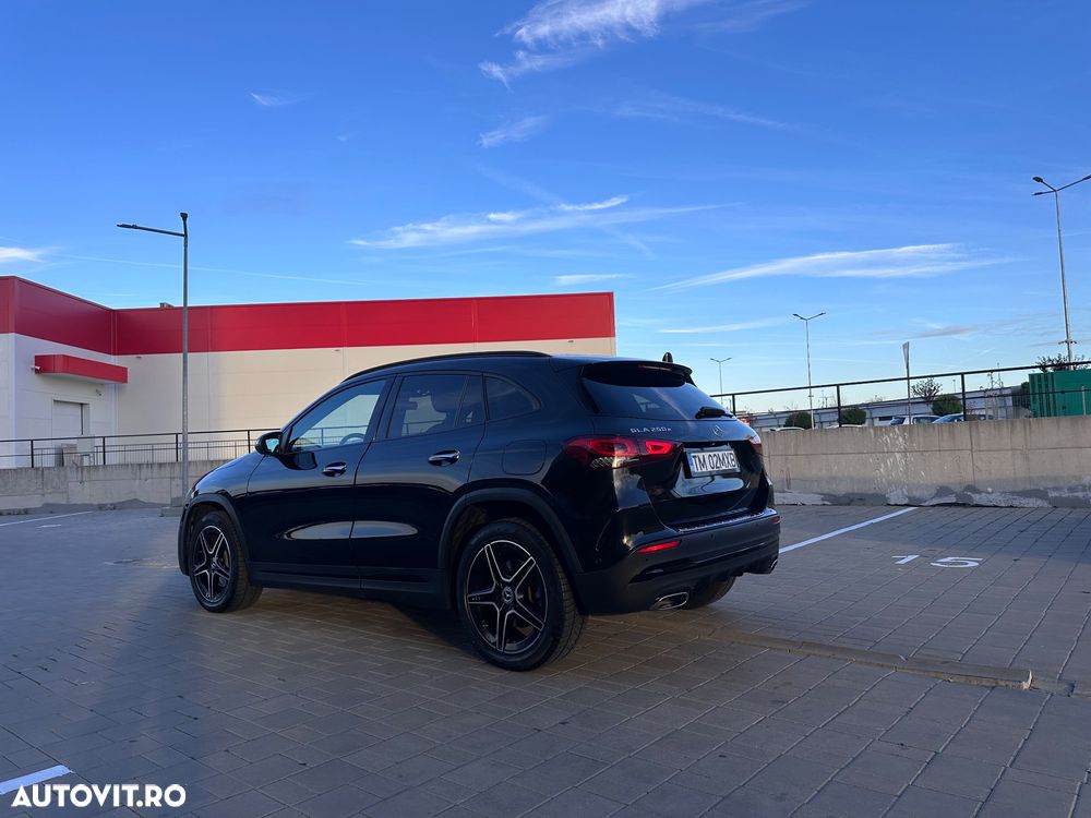 Mercedes-Benz GLA - 5