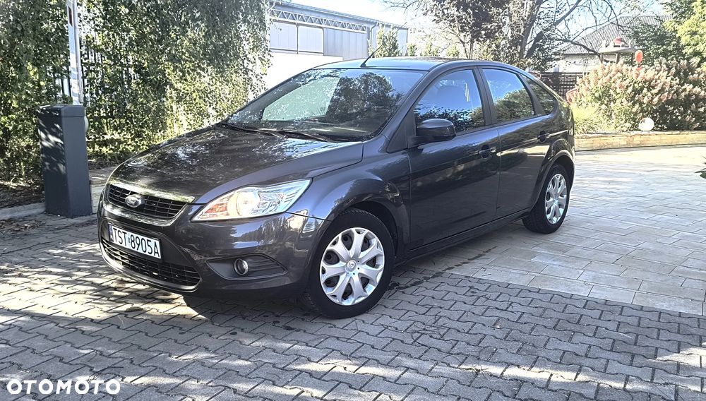 Ford Focus 1.6 16V Trend - 1