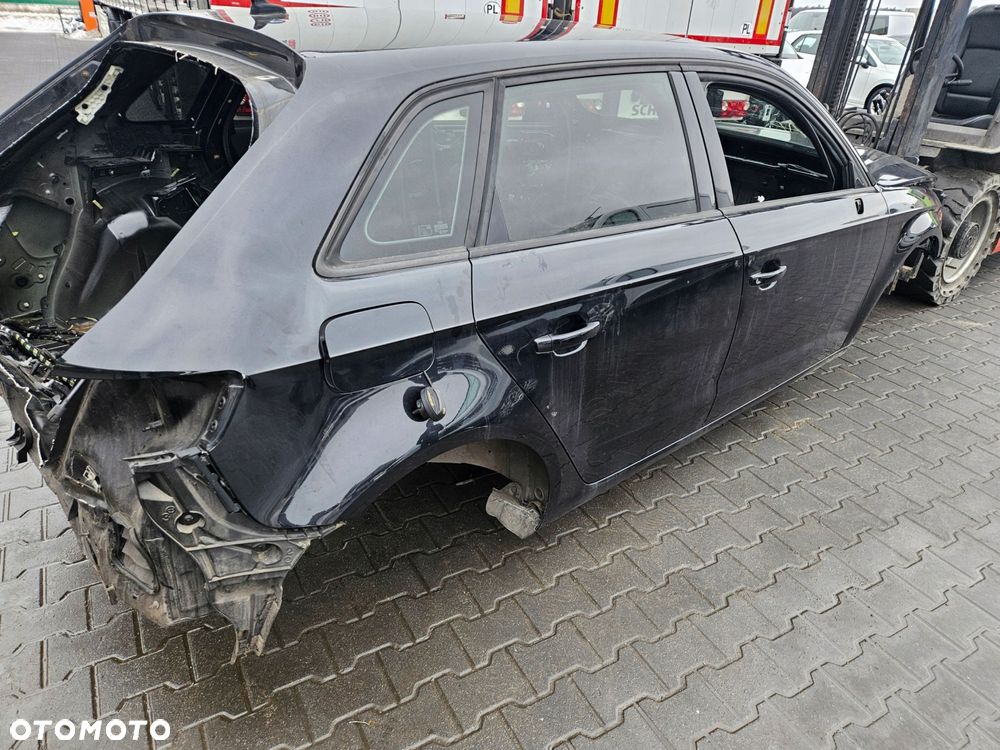 błotnik audi a3 8v hatchback 12-20 prawy przód kolor lz9y - 2
