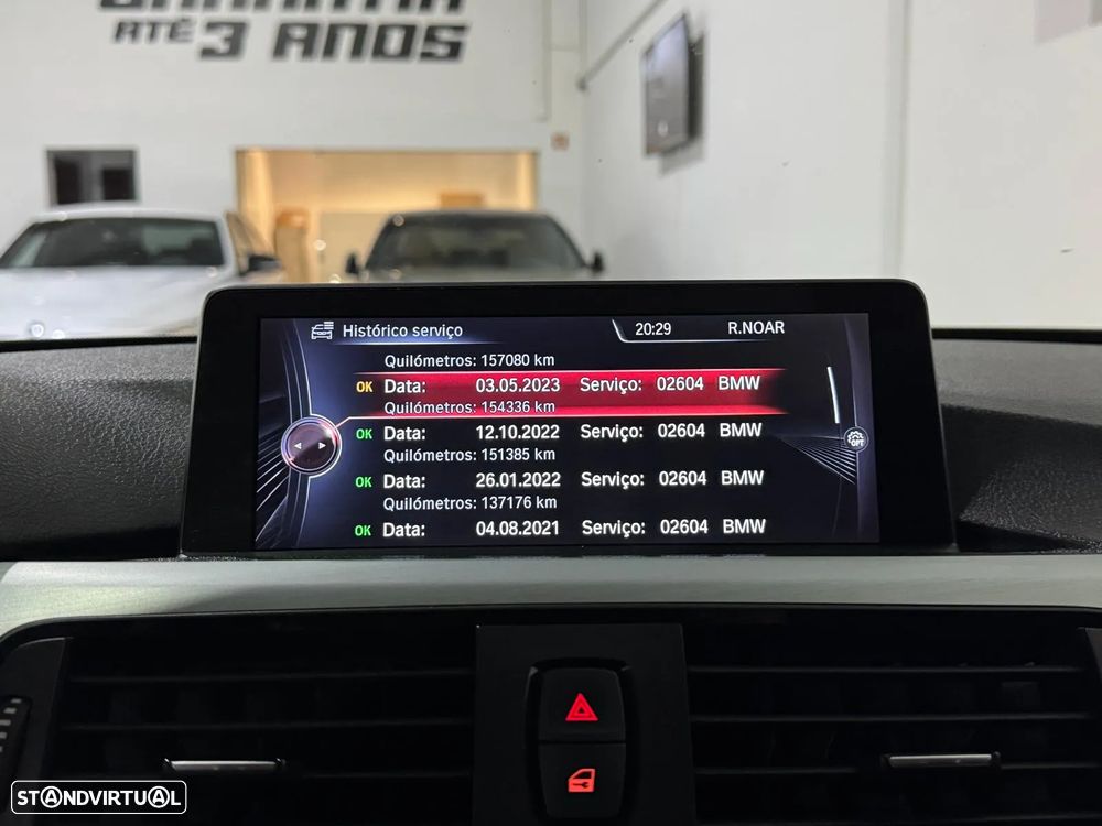 BMW 320 d Touring Pack M - 32