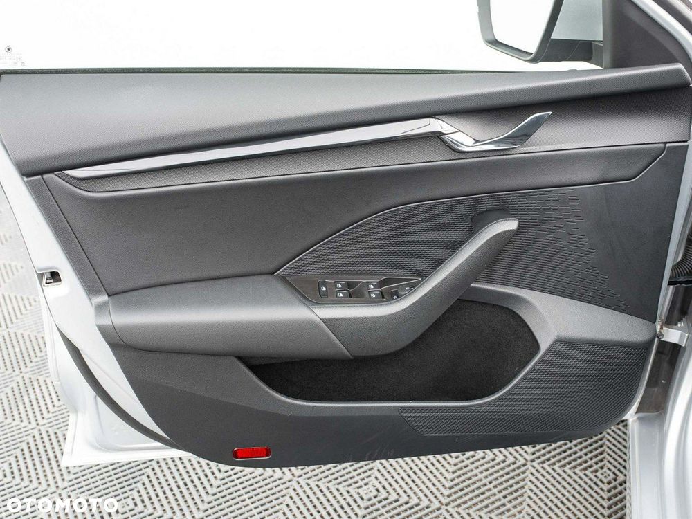 Skoda Octavia 1.5 TSI ACT Ambition - 11