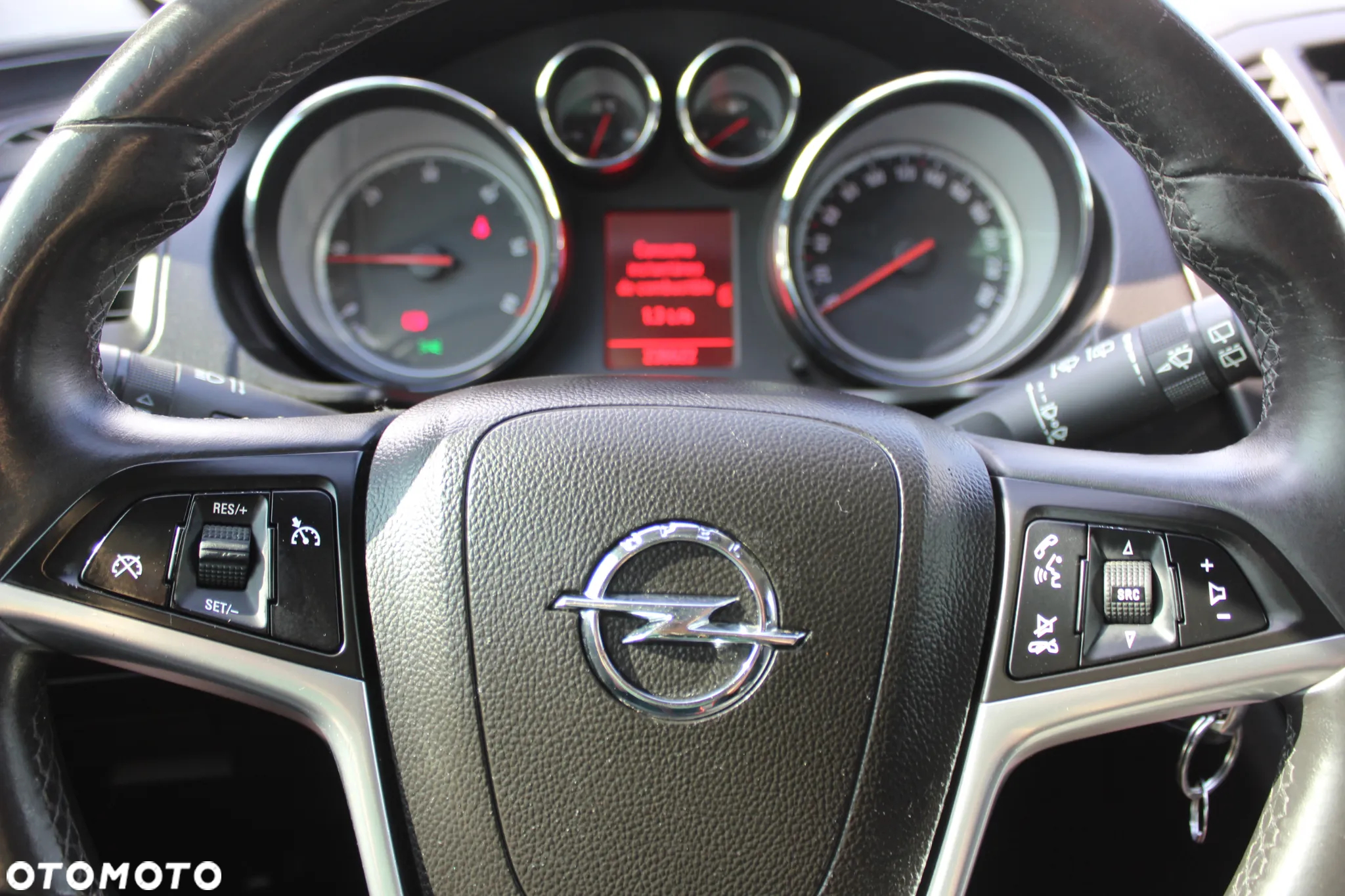 Opel Insignia 2.0 CDTI 150 Jahre - 14