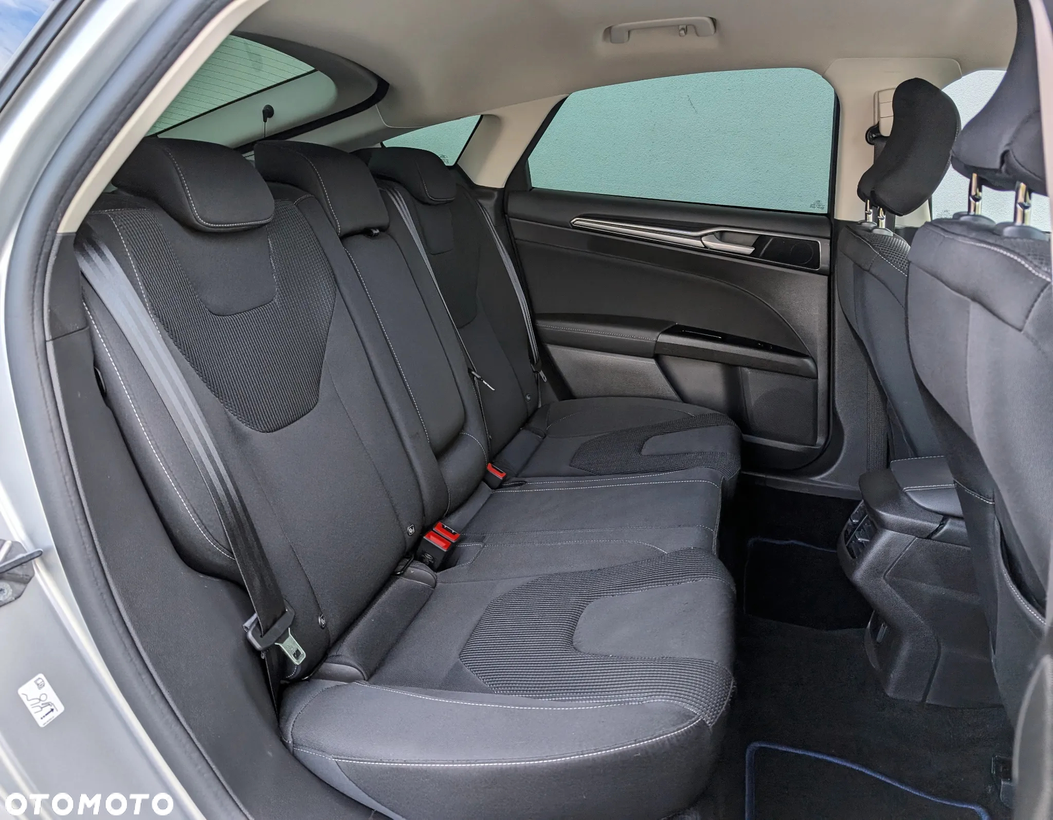 Ford Mondeo 2.0 EcoBlue Executive Plus - 23