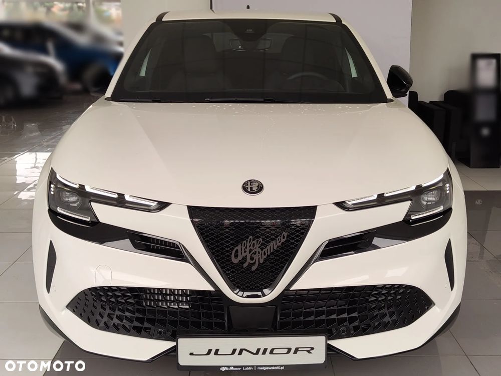 Alfa Romeo Junior 1.2 mHEV Ibrida Speciale eDCT - 4