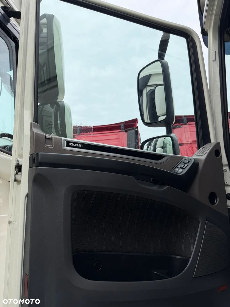 DAF XF 106 480 / MEGA LOW DECK / 6 SZTUK DO WYBORU / NOWY TACHOGRAF / NAJWYŻSZA KABINA SUPER SPACE CAB / LODÓWKA / 2018 ROK !! - 12