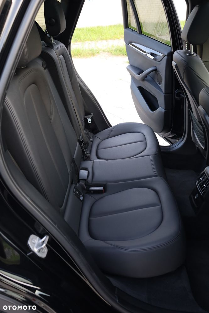 BMW X1 - 16
