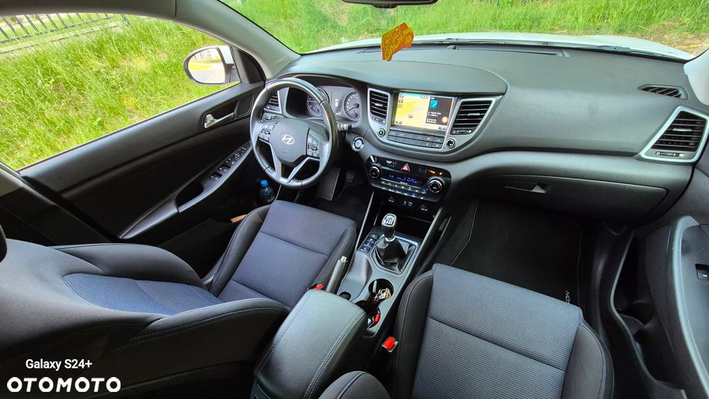 Hyundai Tucson 2.0 CRDI 2WD Style - 12