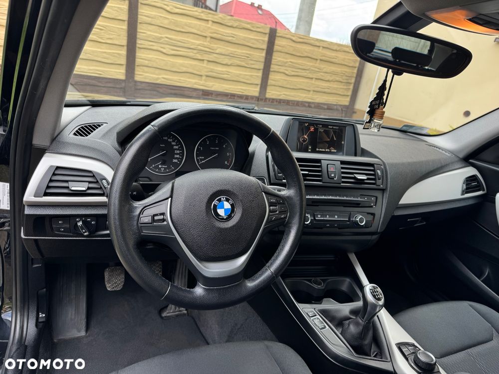 BMW Seria 1 116d - 11