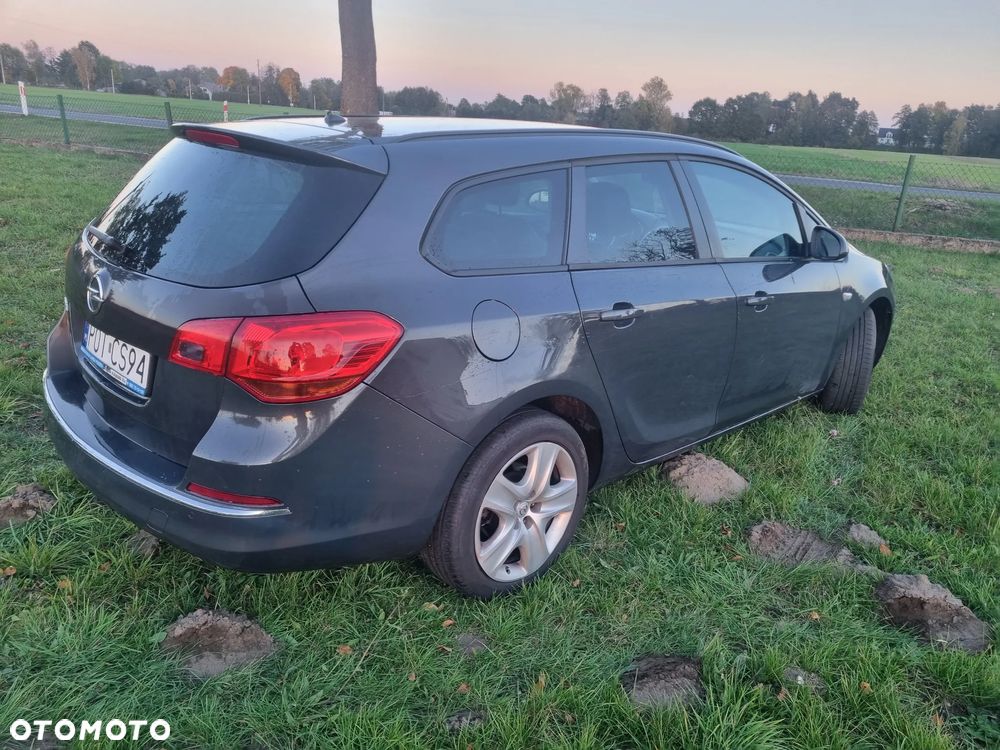 Opel Astra IV 1.4 T Energy EU6 - 3