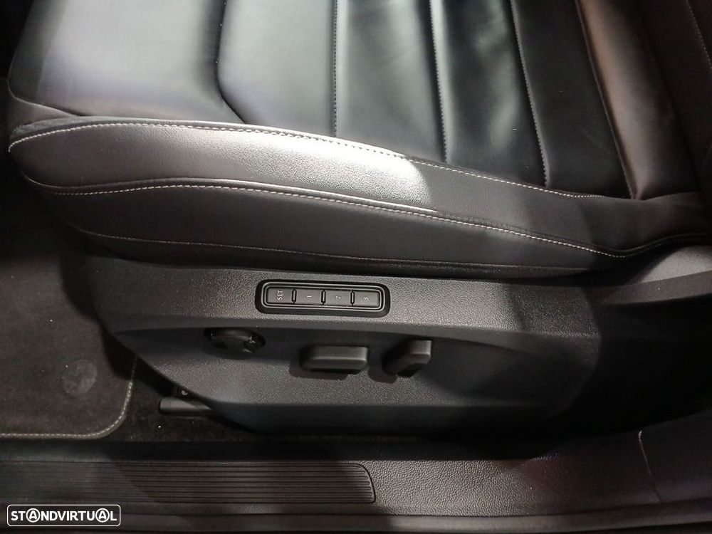 VW T-Roc 1.5 TSI R-Line DSG - 15