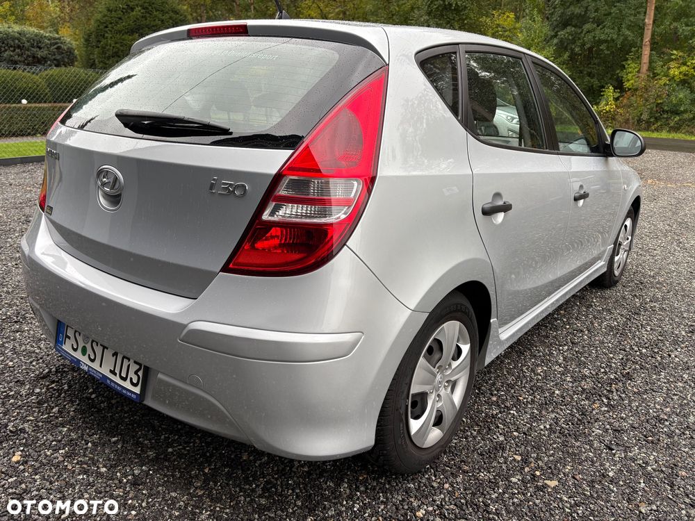 Hyundai i30 1.4 Base - 14
