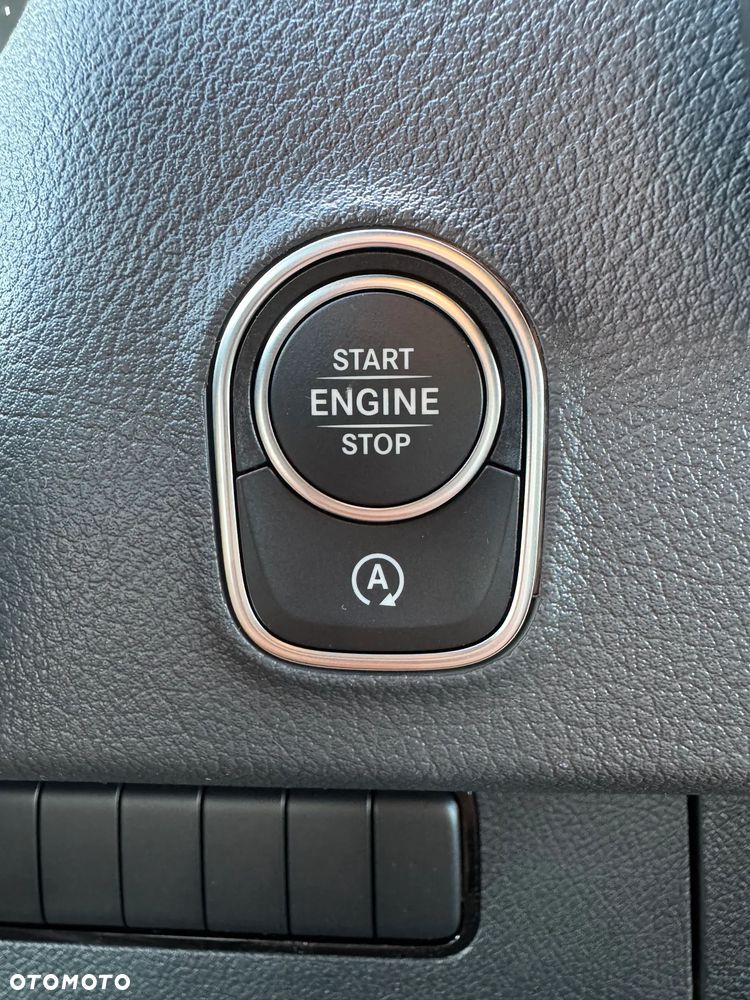 Mercedes-Benz Sprinter 319 CDI - 29
