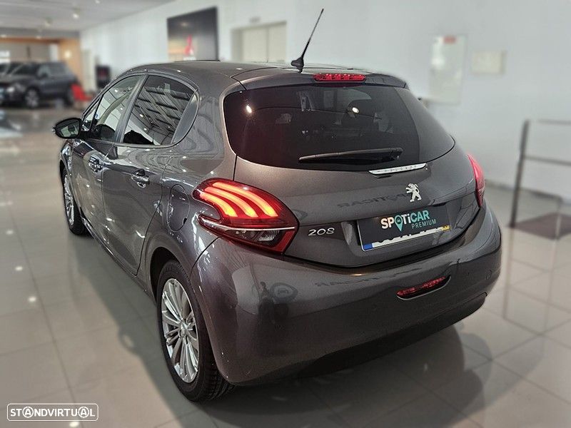 Peugeot 208 1.2 PureTech Style - 4