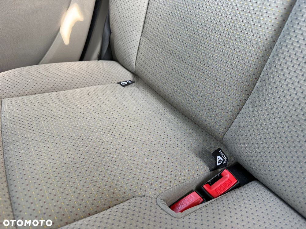 Renault Clio 1.2 16V Confort Dynamique - 24