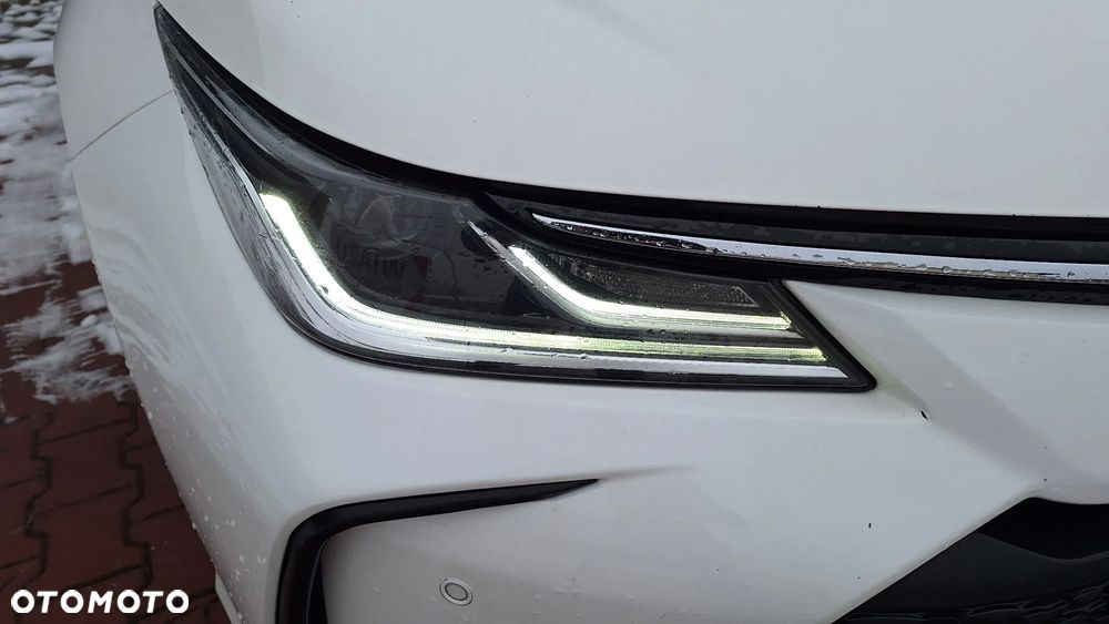 Toyota Corolla 1.8 Hybrid GPF Comfort - 11