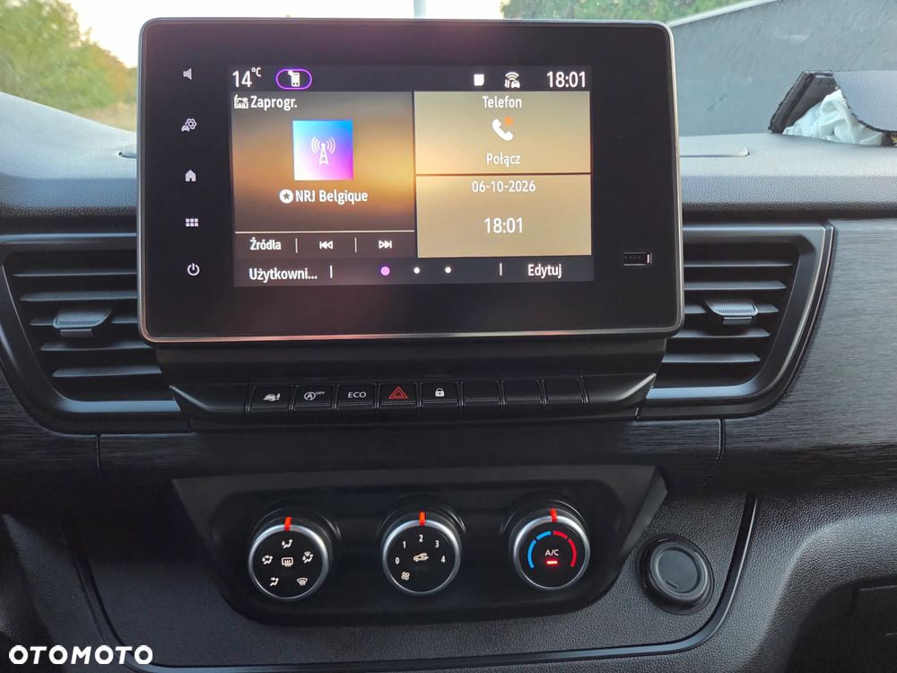 Renault TRAFIC - 28