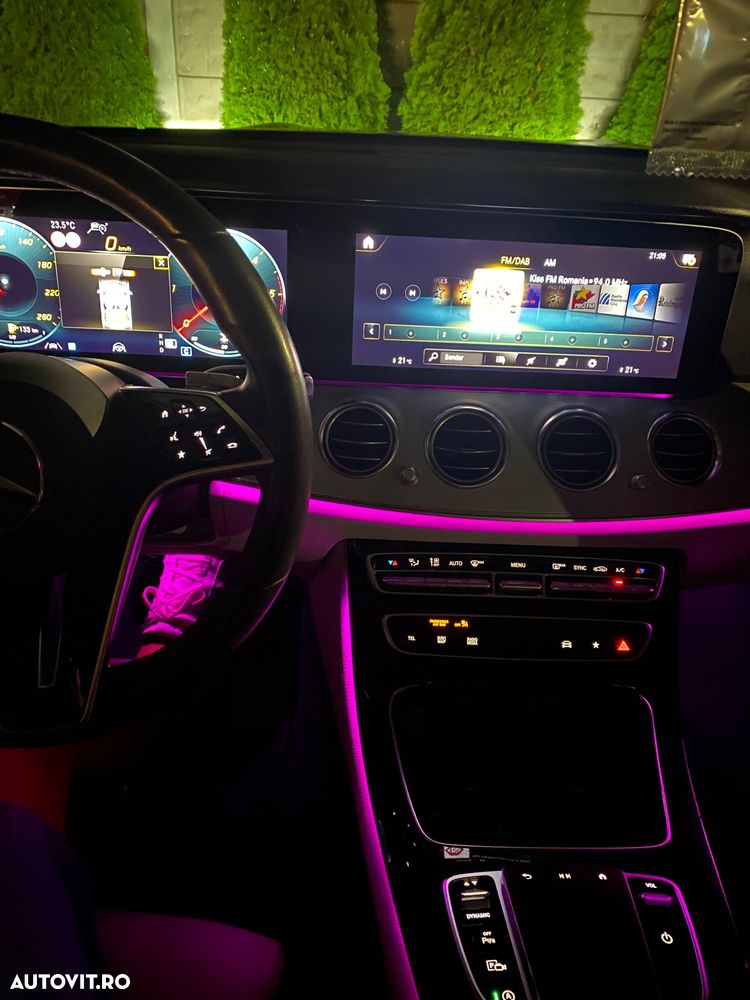 Mercedes-Benz E 220 d T 9G-TRONIC Avantgarde - 39