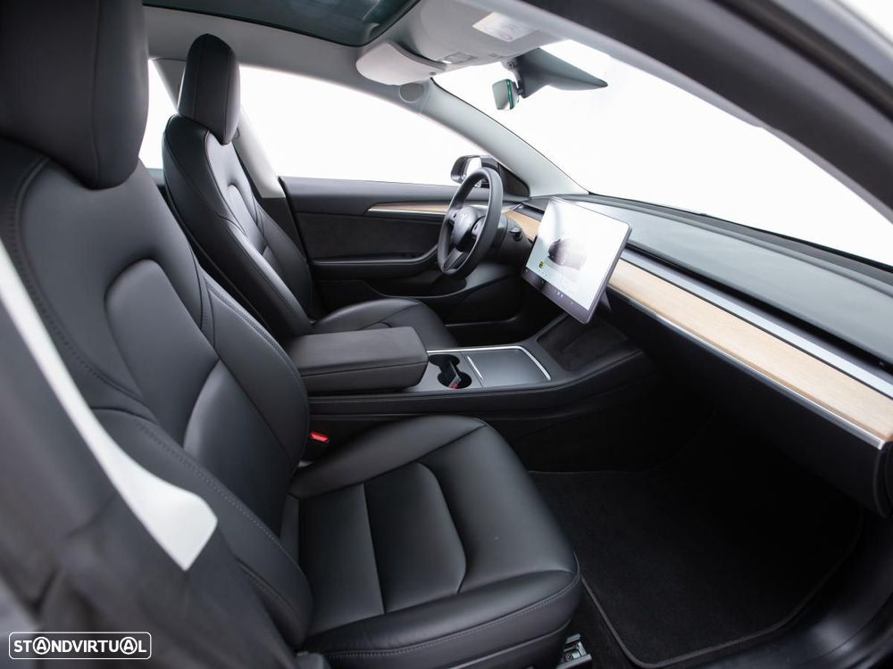 Tesla Model 3 Standard Range Plus RWD - 11