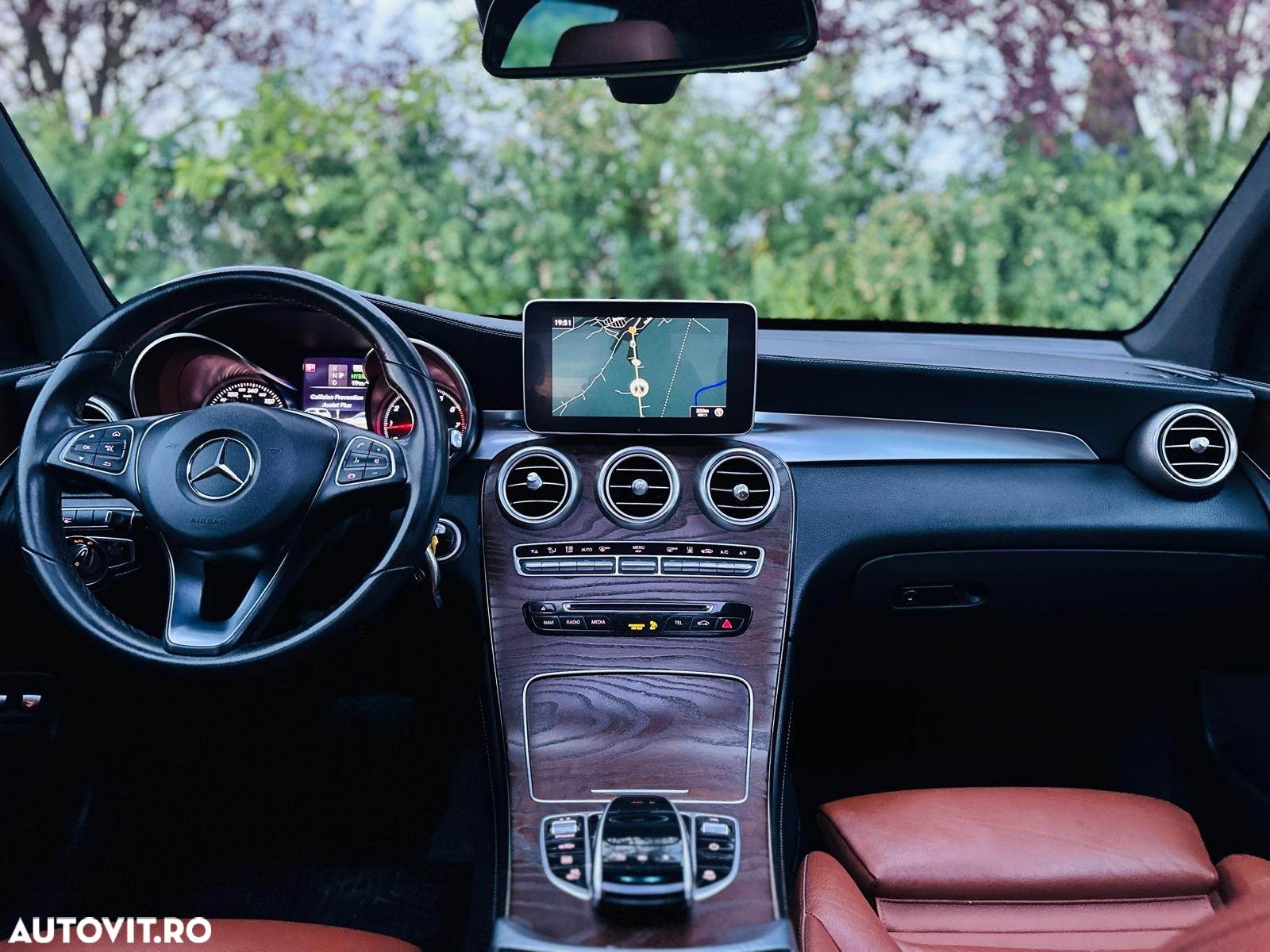 Mercedes-Benz GLC 350 e 4Matic 7G-TRONIC Exclusive - 7