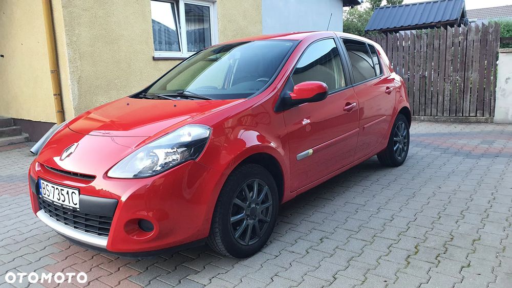 Renault Clio 1.2 16V Alize Euro5 - 1