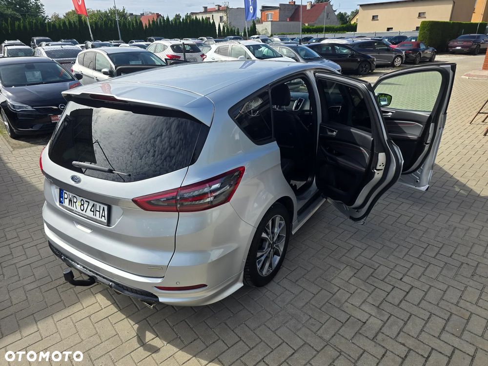 Ford S-Max - 39