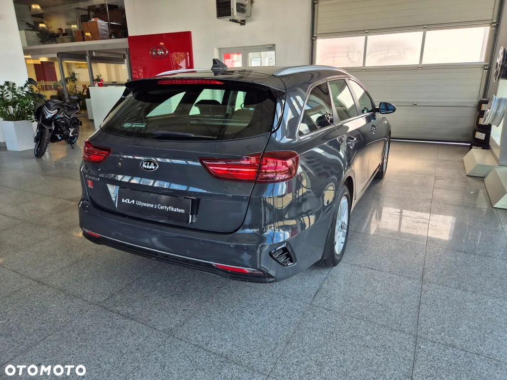 Kia Ceed 1.4 T-GDI M - 10
