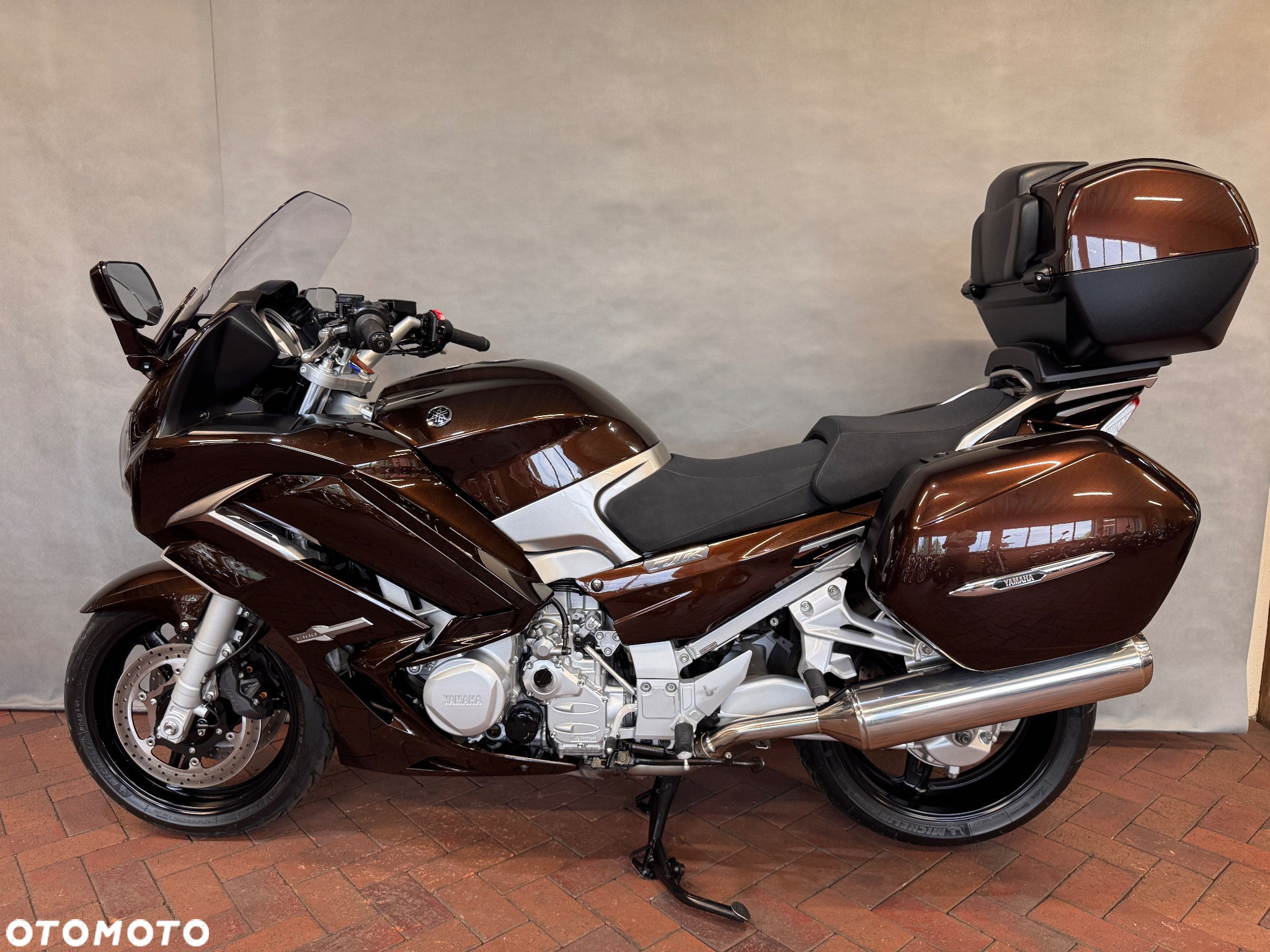 Yamaha FJR - 4