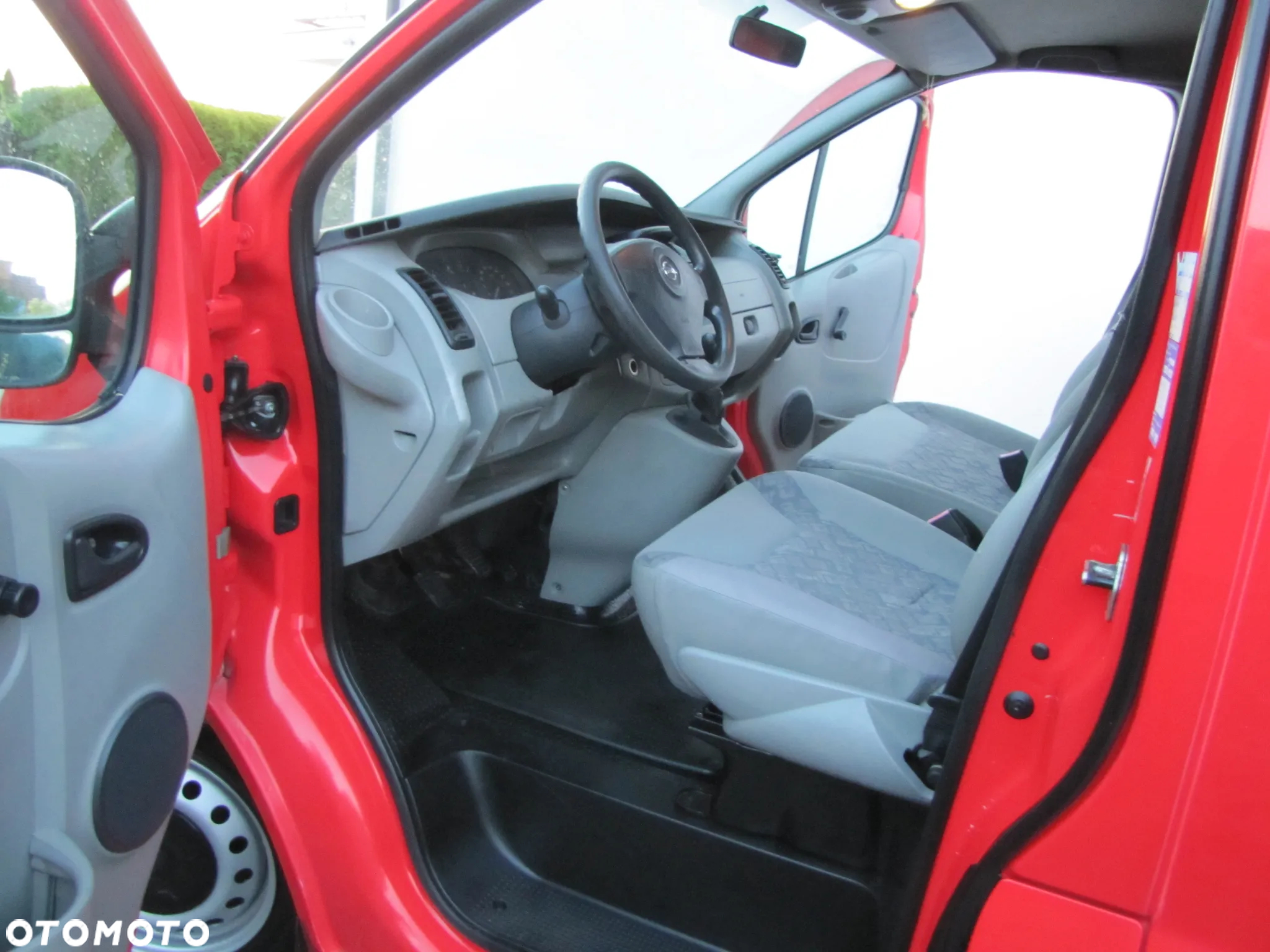 Opel vivaro - 17