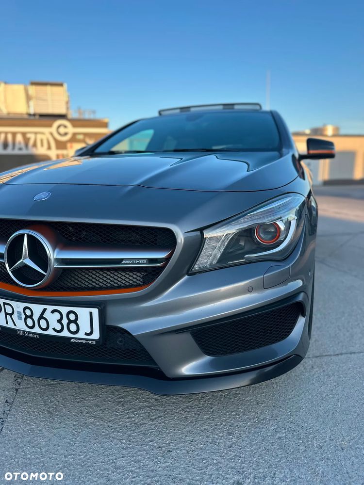 Mercedes-Benz CLA AMG 45 4-Matic - 12