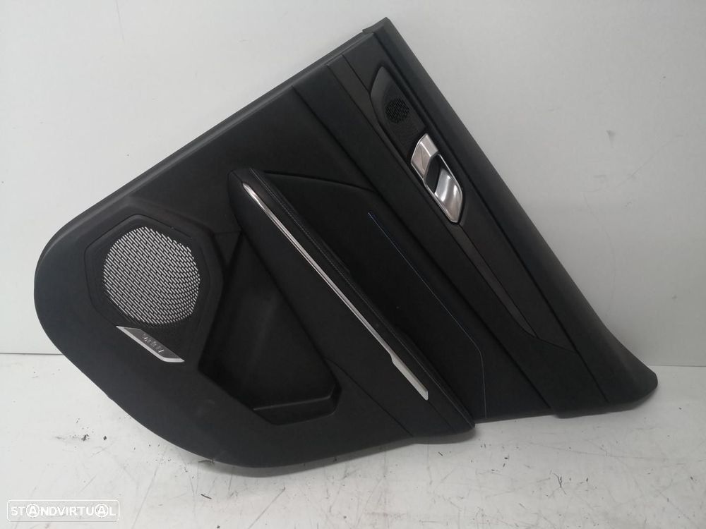 FORRA DA PORTA TRASEIRA DIREITA LYNK CO 01 - 1