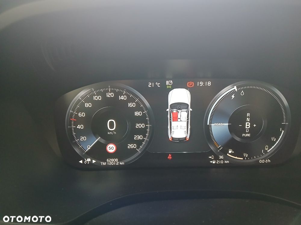 Volvo XC 60 - 4