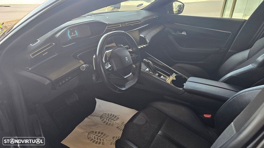 Peugeot 508 - 8