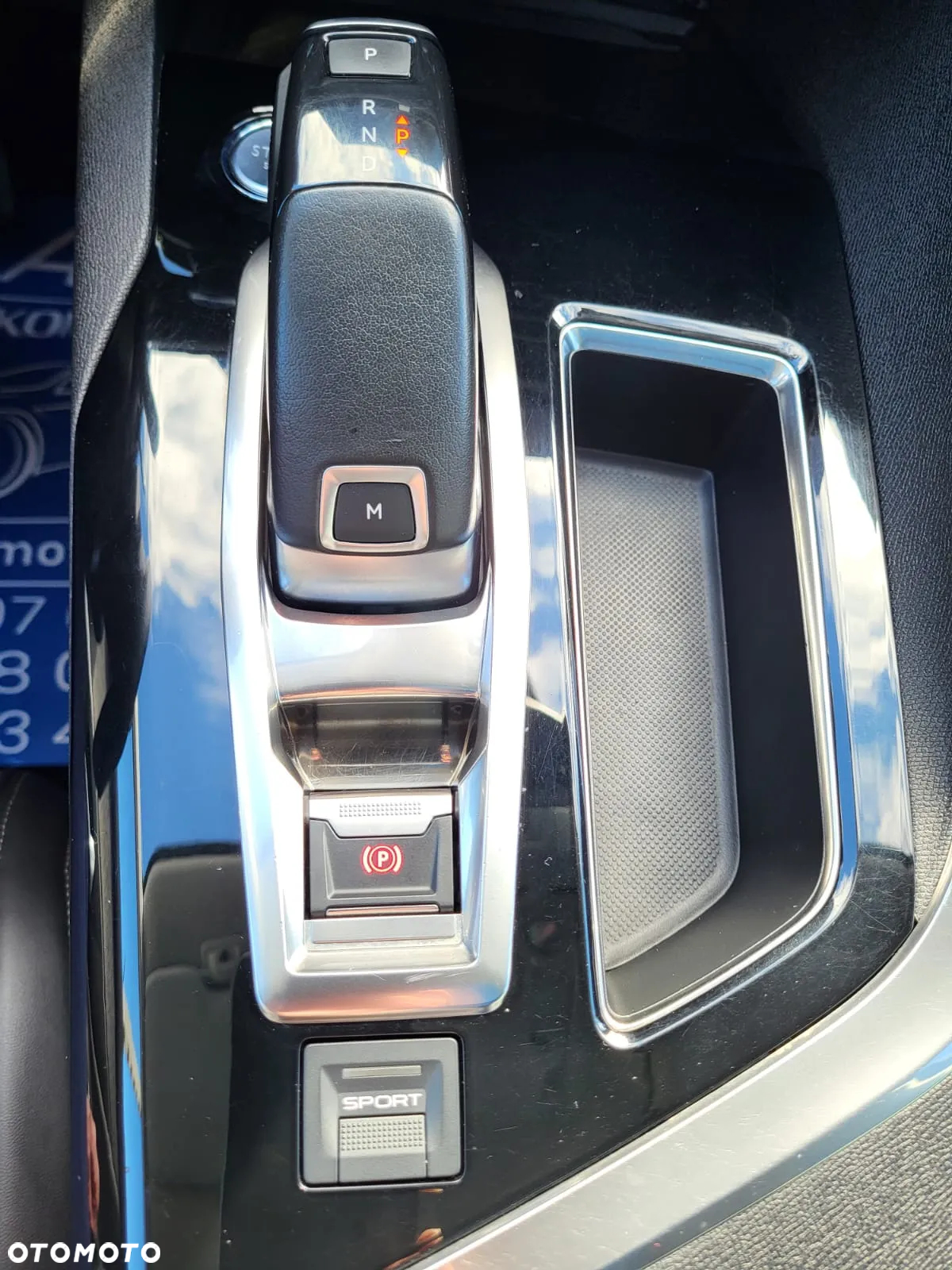 Peugeot 5008 1.5 BlueHDi Allure Pack S&S EAT8 - 28