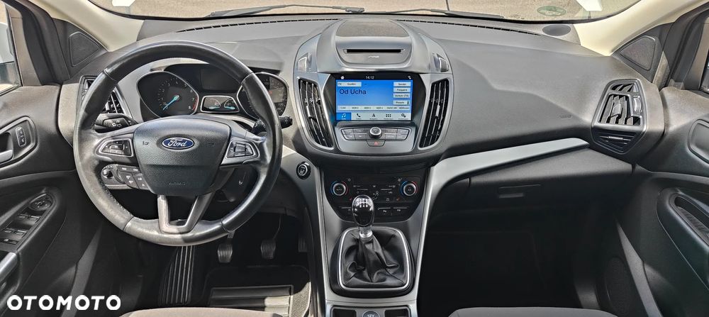 Ford Kuga 1.5 EcoBoost 2x4 Trend - 39