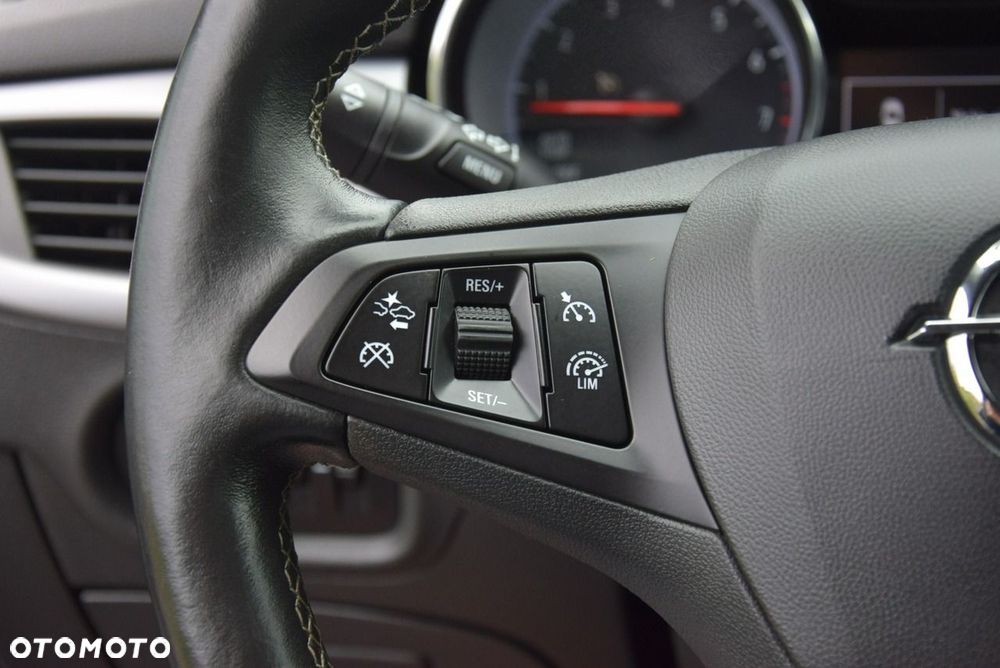 Opel Astra - 37