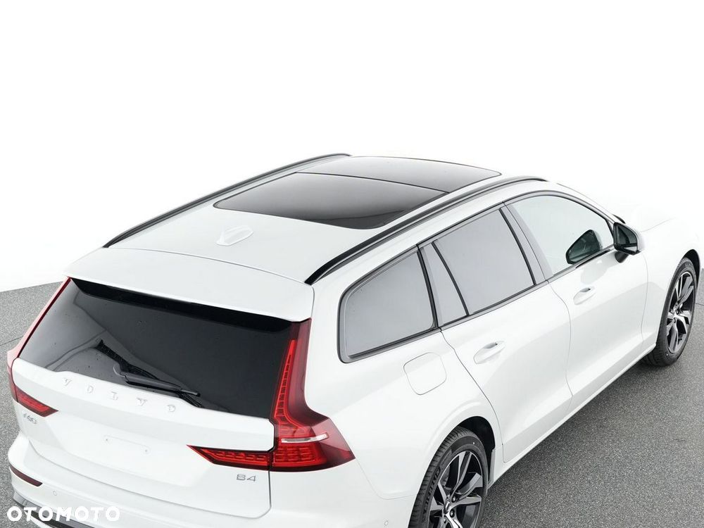 Volvo V60 B4 B DKG Ultra Dark - 9