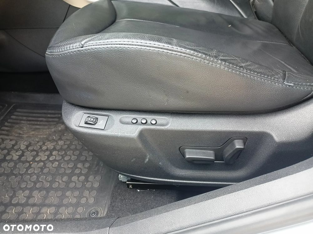 Peugeot 308 SW HDi FAP 165 Automatik Allure - 9